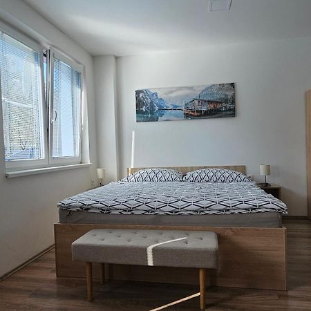 Appartamento Rezidence Bělehradská Most Esterno foto